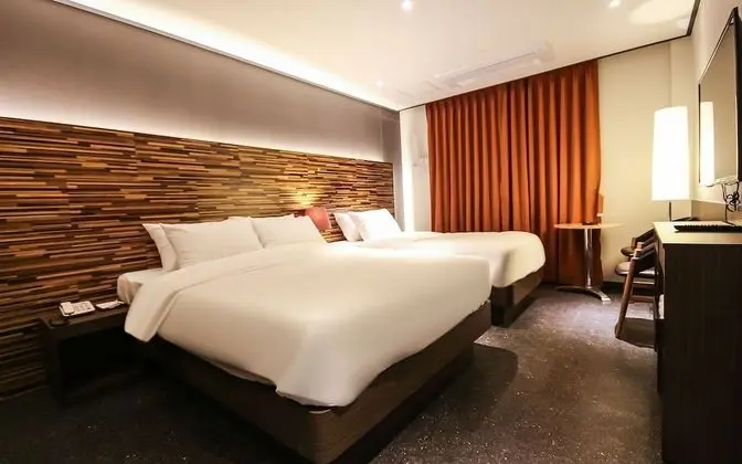 Oda (Deluxe Twin (Double + Single))