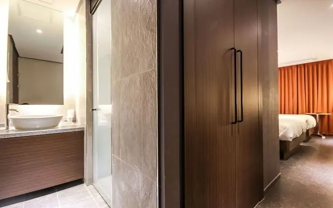 Oda (Deluxe Twin (Double + Single))