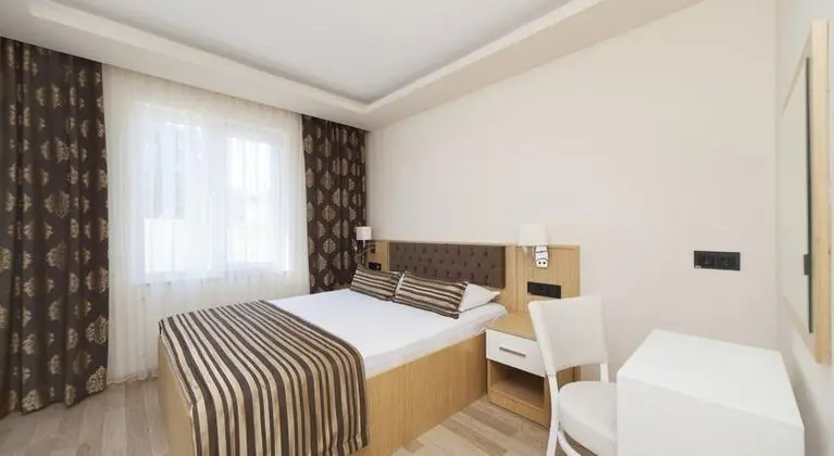 Standart Oda, Şehir Manzaralı