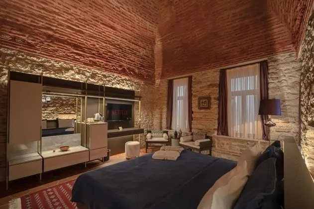 Suite, Sokak Manzaralı