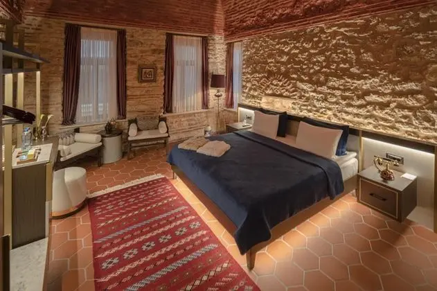 Suite, Sokak Manzaralı