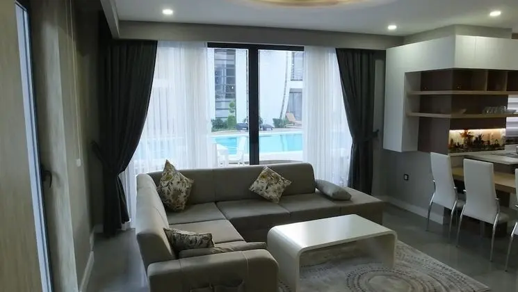 Garden Floor Apartment ,1 Bedroom