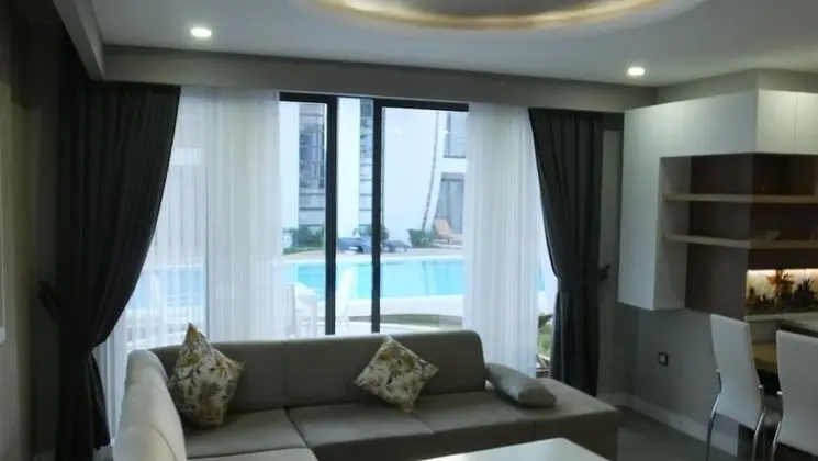 Garden Floor Apartment ,1 Bedroom