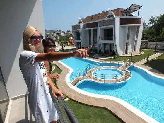 Two Bedroom Duplex Apartment with Pool View