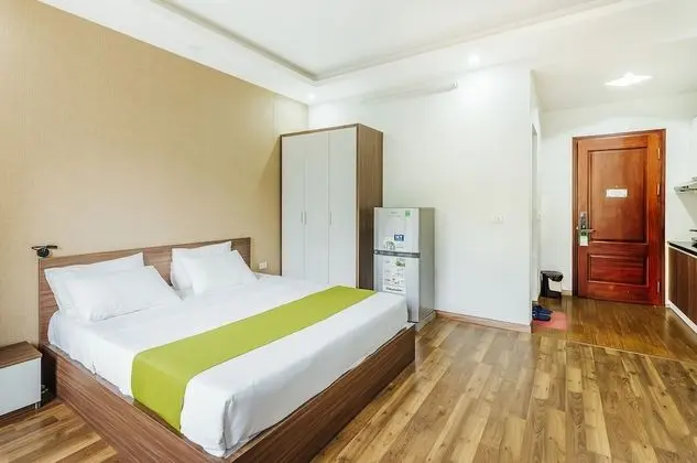Suite Double Room with Balcony Garden View