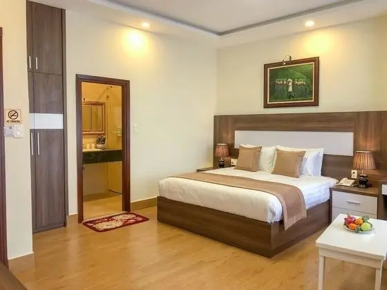 Deluxe Tek Büyük Yataklı Oda