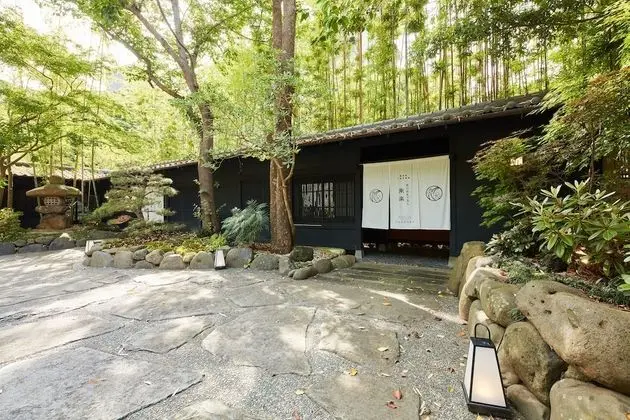 Traditional Oda (Japanese Style)
