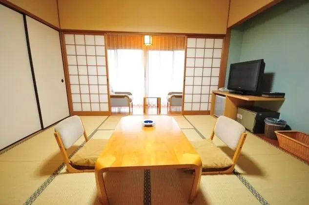 Traditional Dört Kişilik Oda (4 Japanese futons)