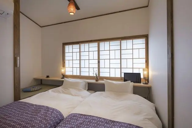 Ev (Private Machiya Townhouse)