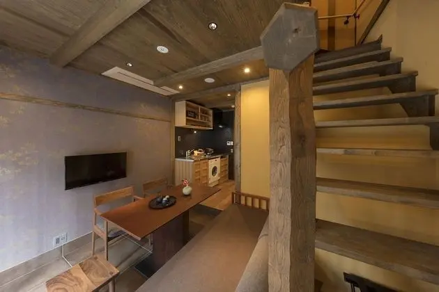 Ev (Private Machiya Townhouse)