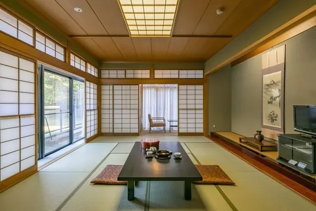 Traditional Oda (Japanese Style, Run of House)