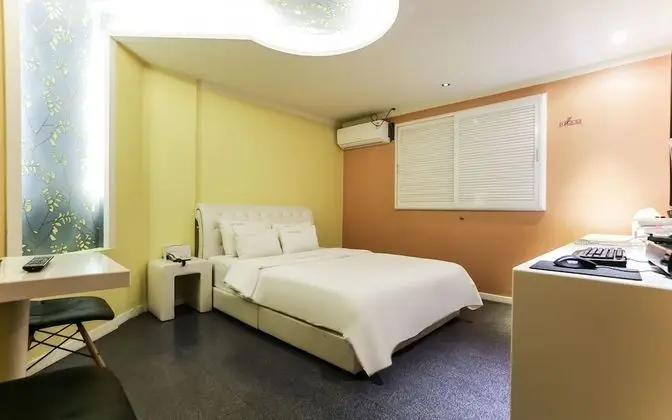 Oda (No Hard PC Room)