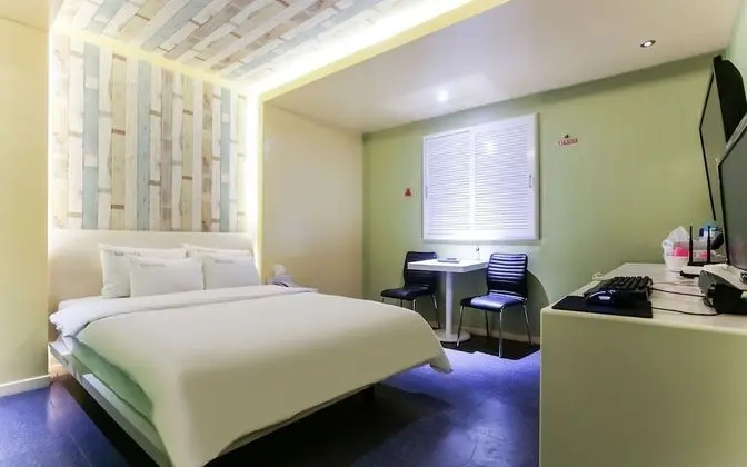 Oda (No Hard PC Room)