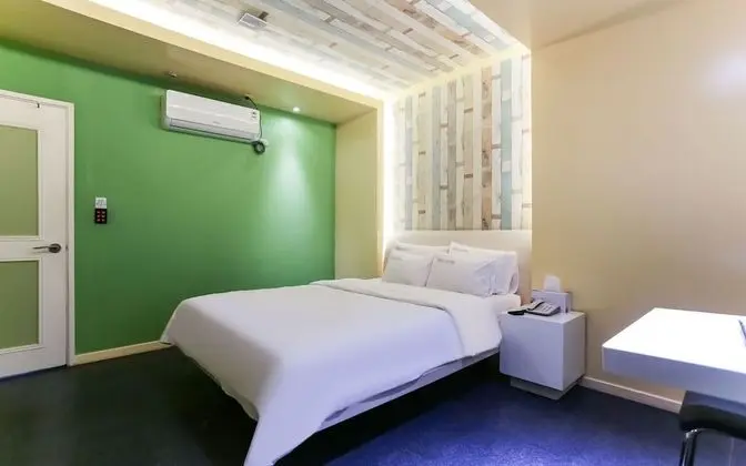 Oda (No Hard PC Room)