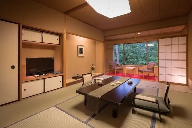 Traditional Oda