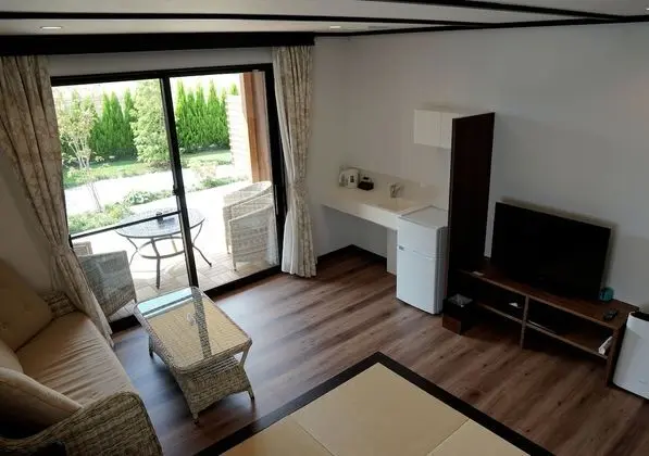 İki Ayrı Yataklı Oda, Sigara İçilmez, Dağ Manzaralı (Japanese Western, Twin Bed)