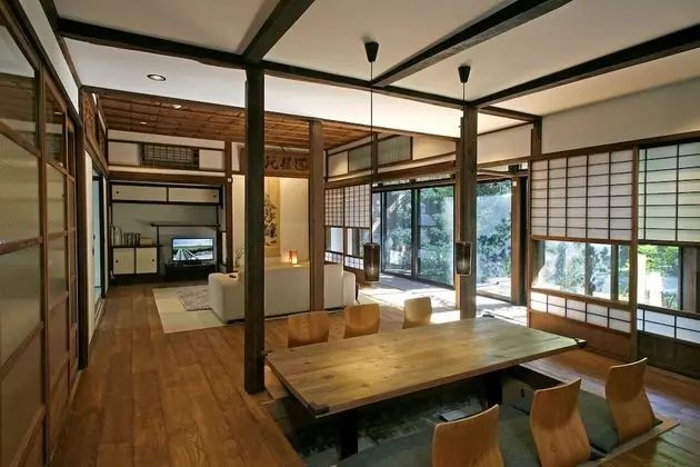 Traditional Ev (Kyoto-style)