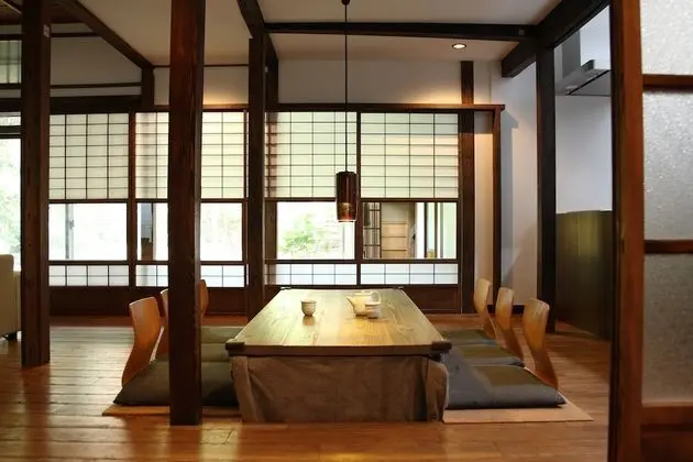 Traditional Ev (Kyoto-style)