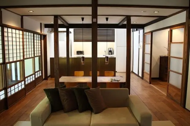 Traditional Ev (Kyoto-style)