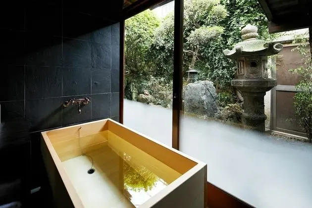 Traditional Oda (with Open-air-Cypress bath)