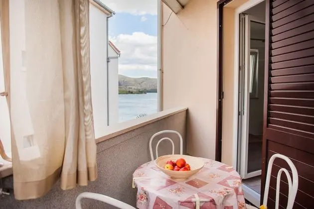 Standard Apart Daire, 1 Yatak Odası, Kısmi Deniz Manzaralı, Denize Bakan