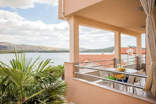 Superior Apart Daire, 1 Yatak Odası, Deniz Manzaralı, Denize Sıfır