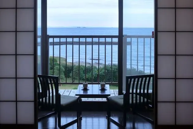 Traditional Oda (Japanese Style Room with Wooden Floor)