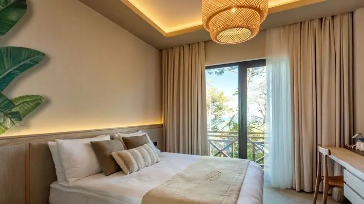 Deluxe Double Oda Deniz Manzaralı Ve Balkonlu