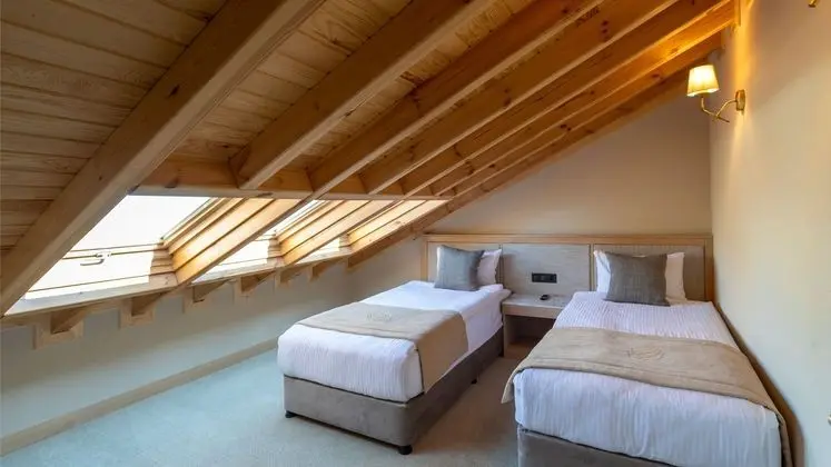 Deluxe Suite Oda Deniz Manzaralı Ve Balkonlu