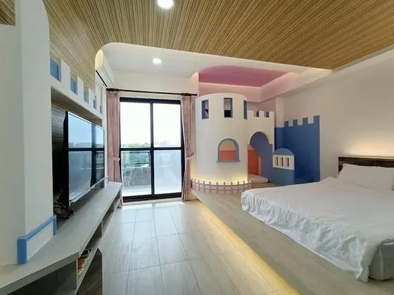 Tek Büyük Yataklı Oda