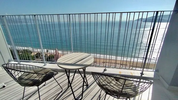 Family Stüdyo Süit, Plaj Manzaralı, Kule
