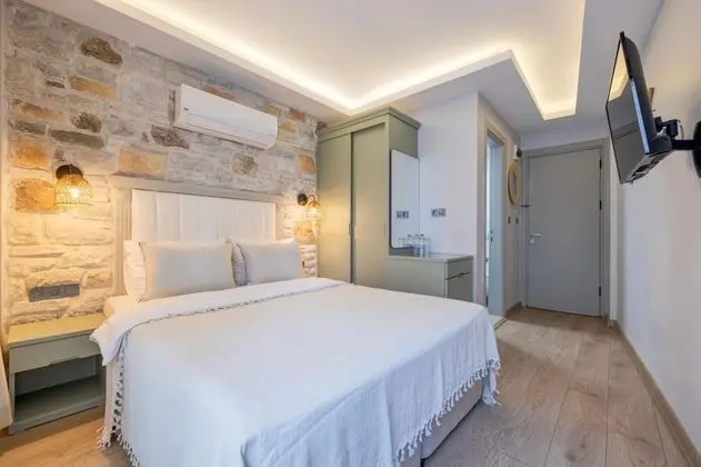 Standart Oda, Manzarasız, Fransız Balkonlu