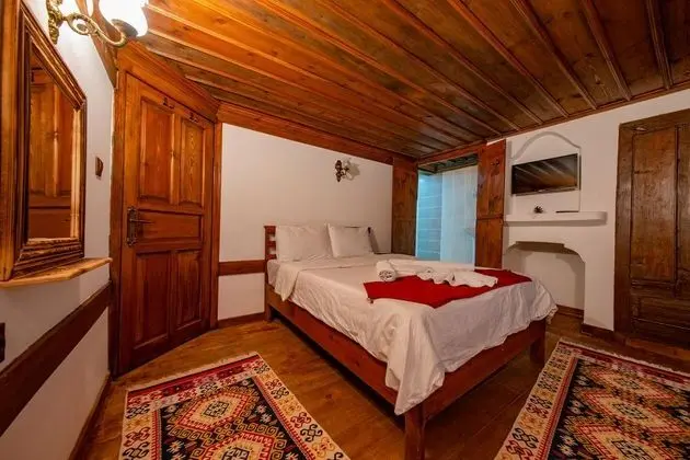 Standart Oda, Şehir Manzaralı