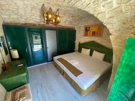 Çift Kişilik, Avlu Manzaralı, Büyük Yataklı