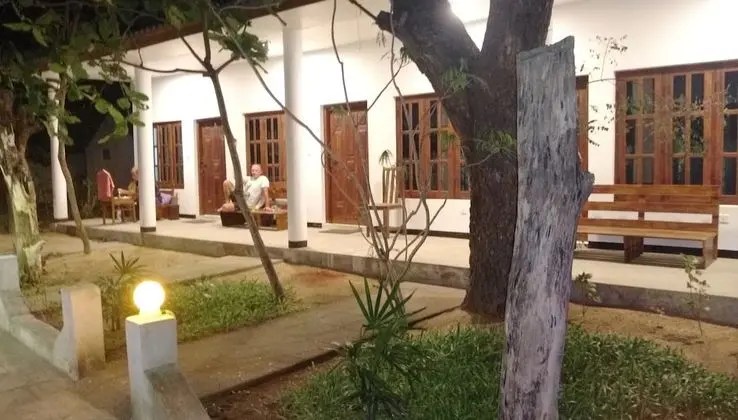 Deluxe Tek Büyük Yataklı Oda, 1 Çift Kişilik Yatak, Bahçe Manzaralı