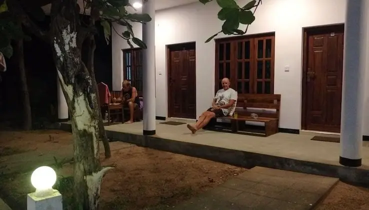 Standard Tek Büyük Yataklı Oda, 1 Çift Kişilik Yatak, Bahçe Manzaralı