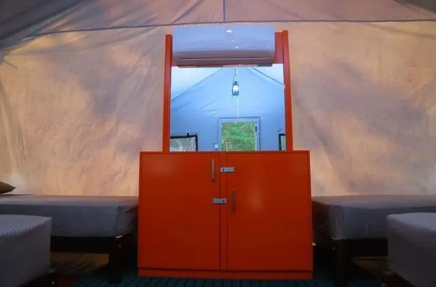 Standard Ortak Ranzalı Oda, Sadece kadınlar için (Tent)