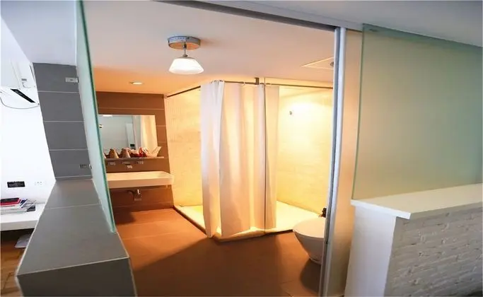 Classic Tek Büyük Yataklı Oda