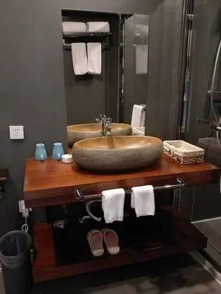 Economy Tek Büyük Yataklı Oda