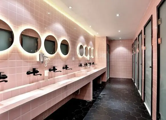 Ortak Ranzalı Oda, Sadece kadınlar için, Ortak Banyo