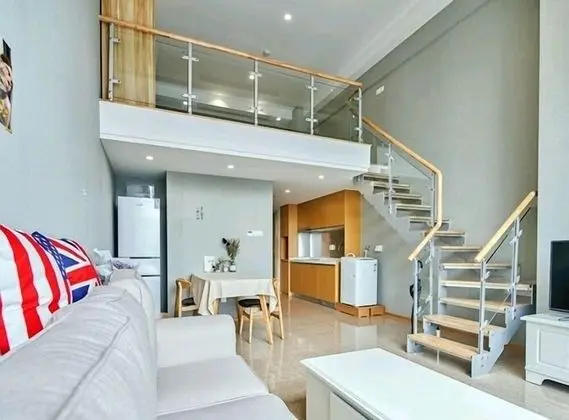 City Çatı Katı (Loft)
