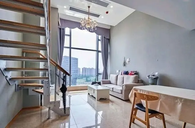 City Çatı Katı (Loft)