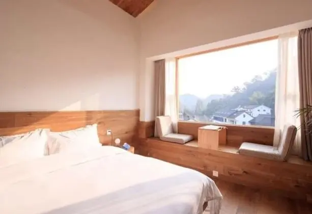 Süit, Dağ Manzaralı