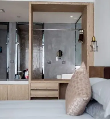 Business Tek Büyük Yataklı Oda