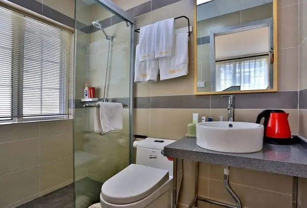 Comfort Tek Büyük Yataklı Oda