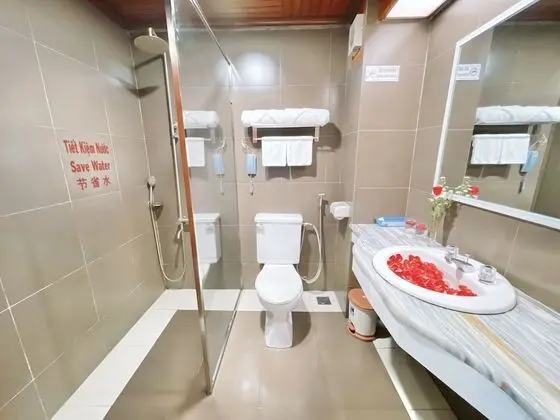 Standard Oda, 1 Büyük (Queen) Boy Yatak