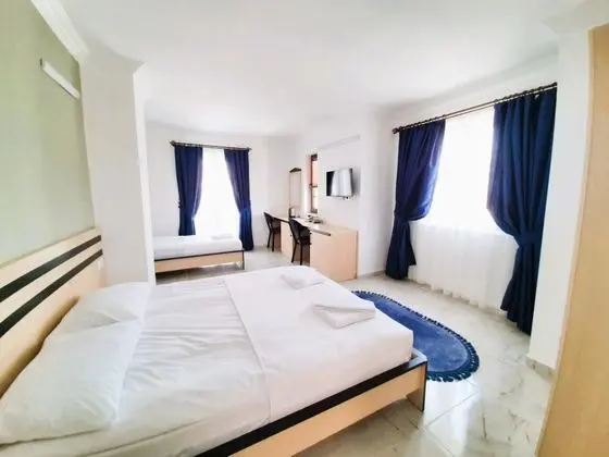 Comfort Oda, Bahçe Manzaralı, Balkonlu