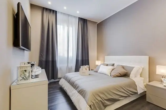 Classic Tek Büyük Yataklı Oda