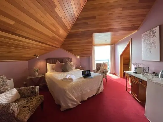 Süit, Balkon, Plaj Manzaralı (Up Stairs)