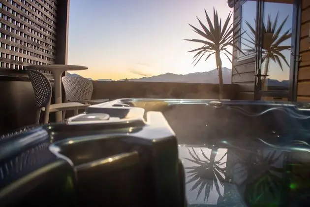 Executive Stüdyo, 1 En Büyük (King) Boy Yatak, Küçük Mutfak (Executive Spa Pool Suite)